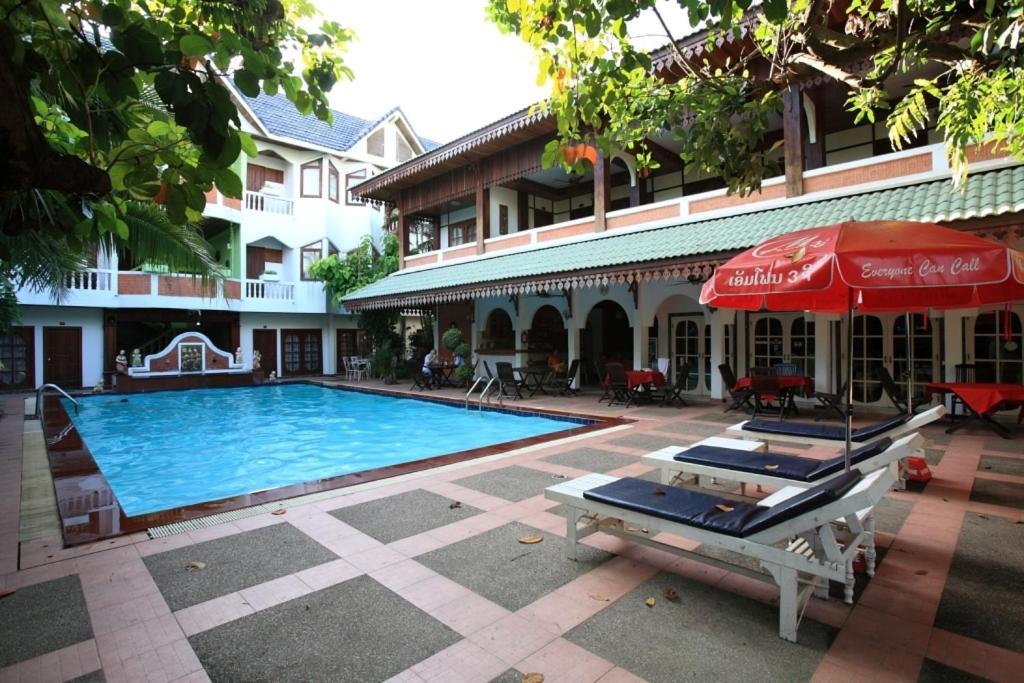 Vansana Vientiane Hotel Bagian luar foto